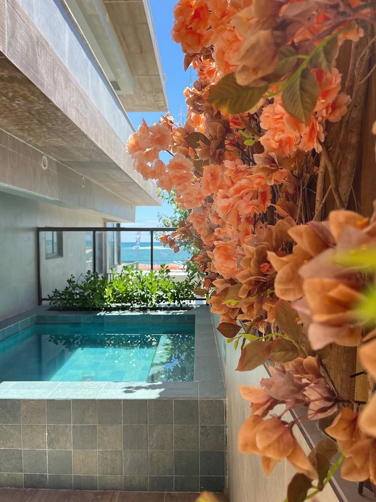 Flat na BeiraMar com Piscina Privativa