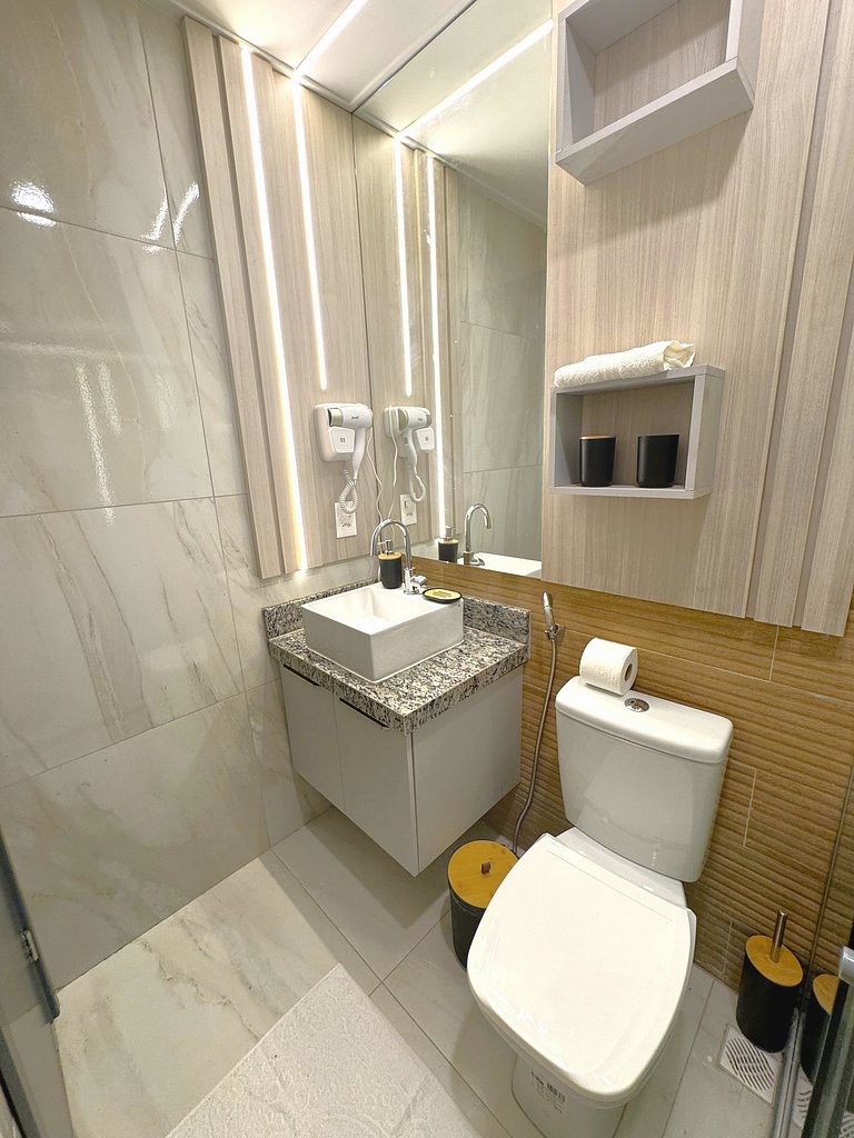 Frente Mar em Porto | TKTU | Apt. 204