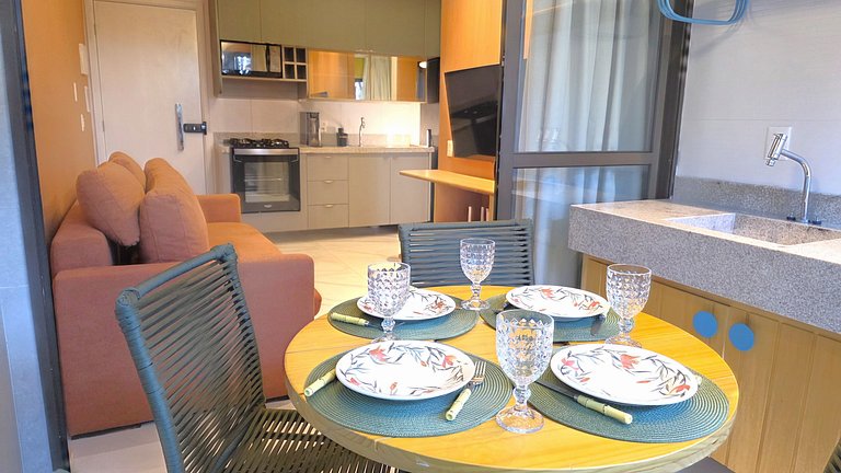 Flat na BeiraMar com Piscina Privativa