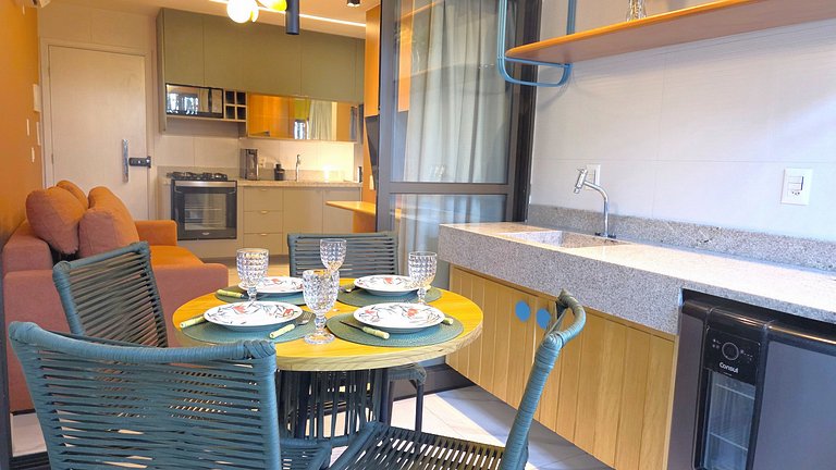 Flat na BeiraMar com Piscina Privativa