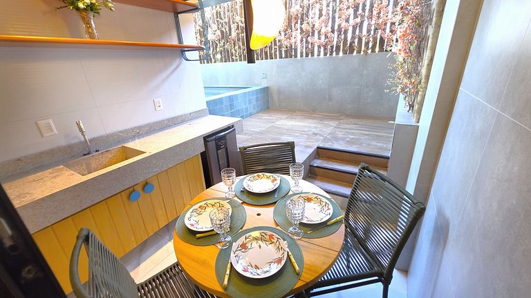 Flat na BeiraMar com Piscina Privativa