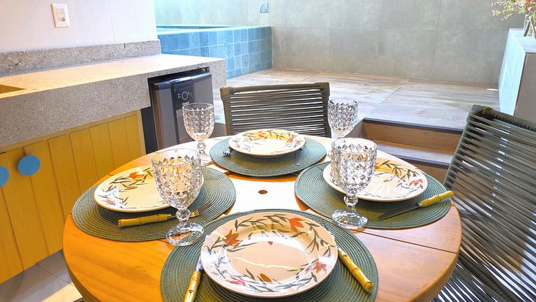 Flat na BeiraMar com Piscina Privativa