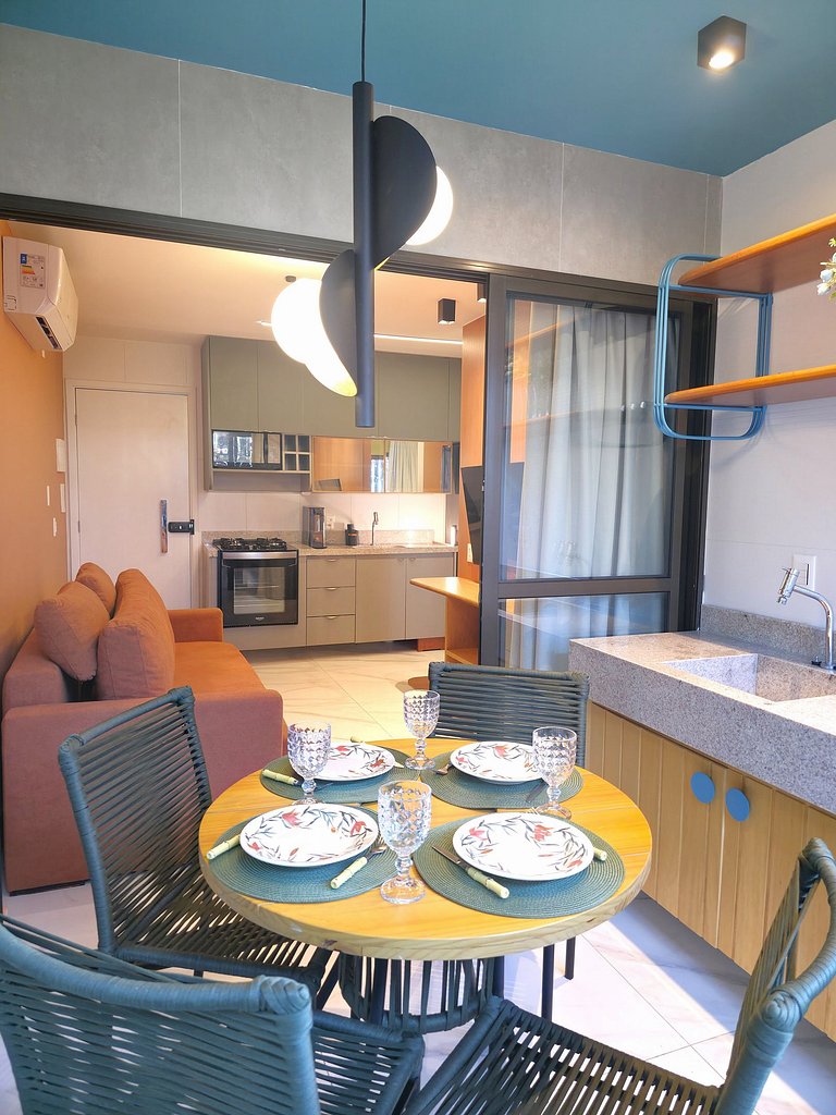 Flat na BeiraMar com Piscina Privativa