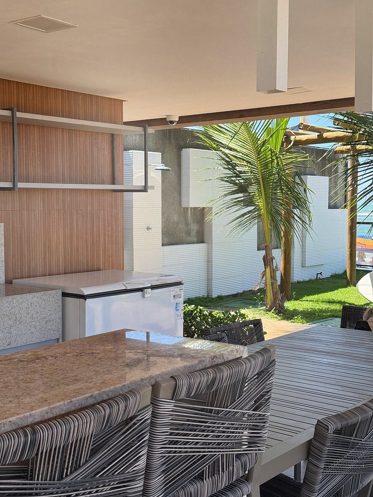 Flat na BeiraMar com Piscina Privativa