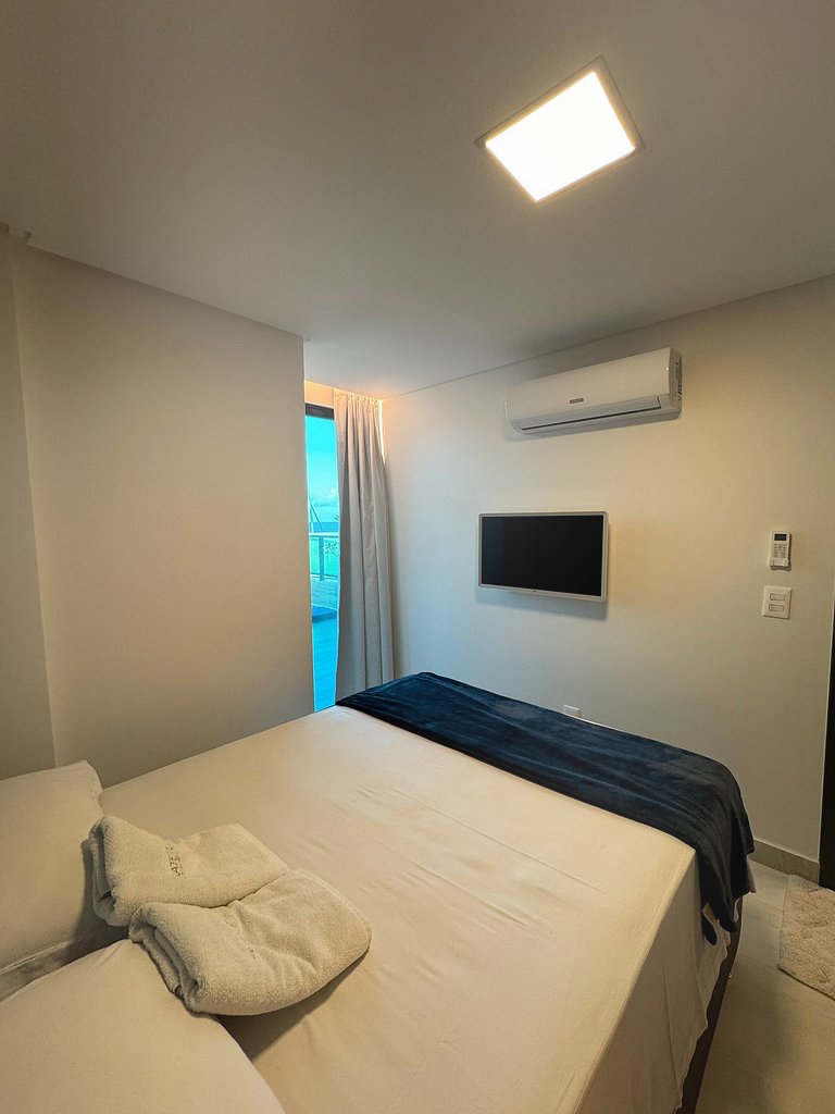 Beira-Mar com Piscina Privativa | TKTU | Apt. 01