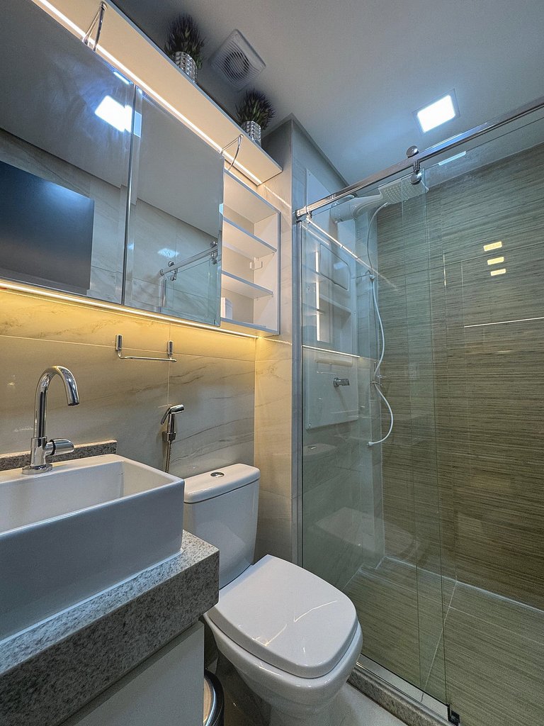 Beira-Mar com Piscina Privativa | TKTU | Apt. 01