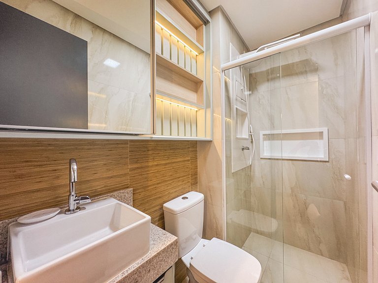 Frontal-Mar com Piscina Privativa | TKTU | Apt. 08