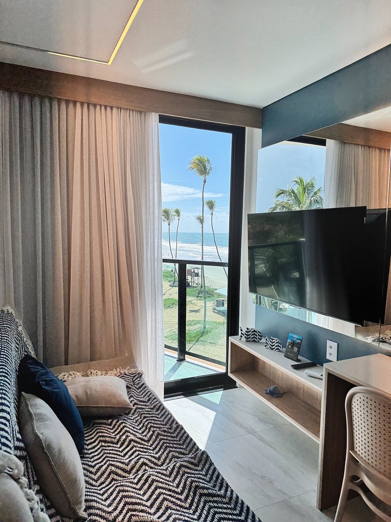 Apartamento com sacada vista mar